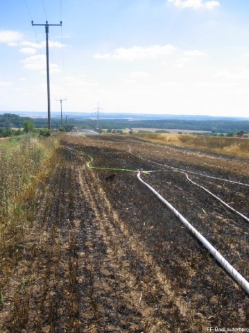 2010_07_19 Brand eines Getreidefeldes bei Osterhagen 009